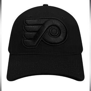 Fanatics Brand 
Flyers Hockey Hat 
Size S/M